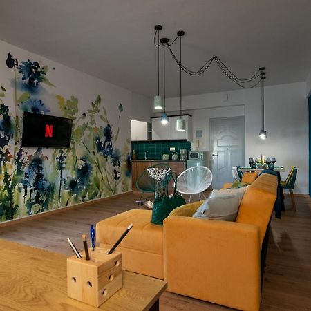 Alsalos Sea View Apartment خانيا المظهر الخارجي الصورة
