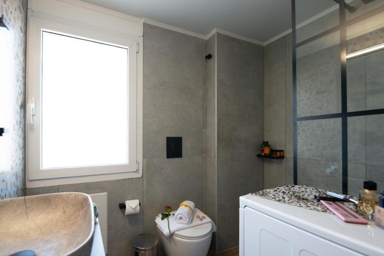 Alsalos Sea View Apartment خانيا المظهر الخارجي الصورة